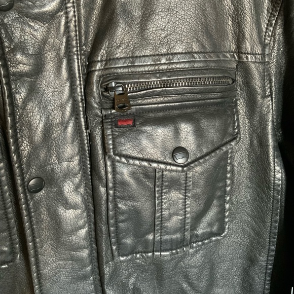 LEVI’S vintage black faux leather trucker motorcycle jacket zippers - Picture 3 of 16